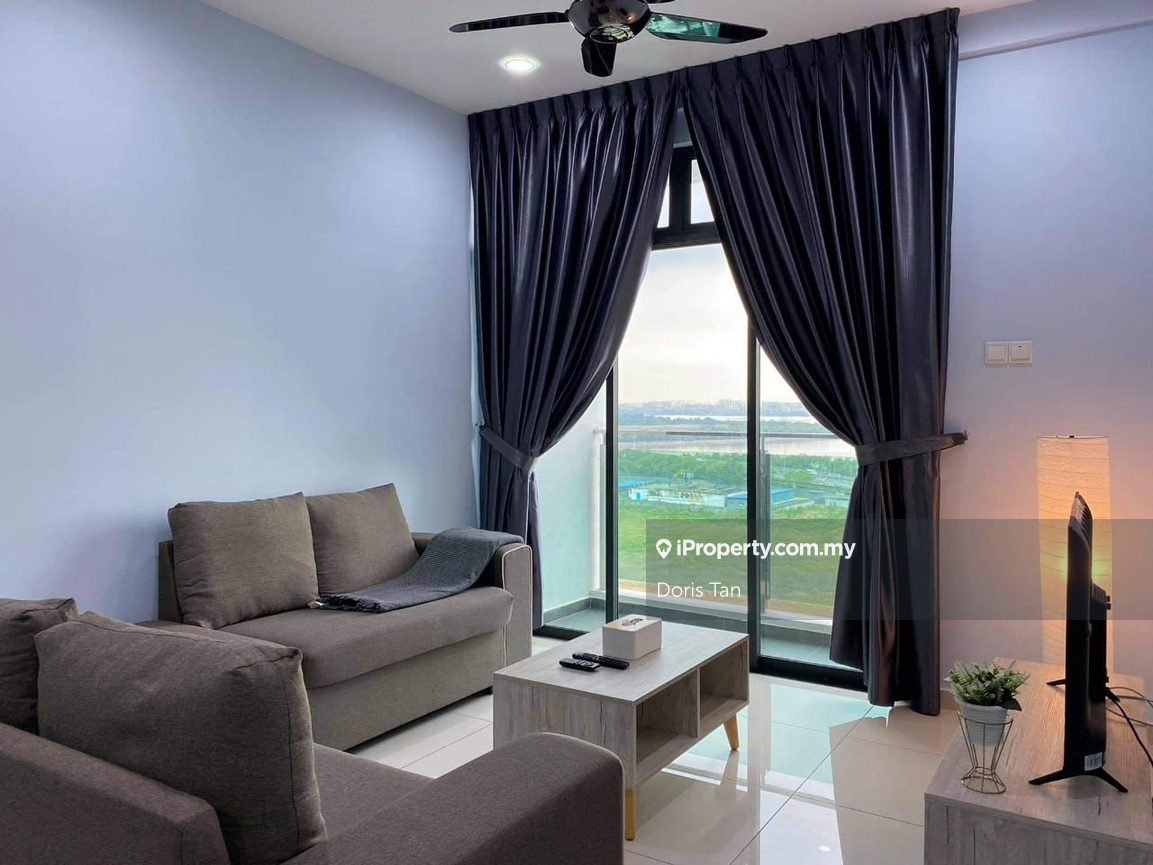 Marina Residence High Floor near mid valley & ciq