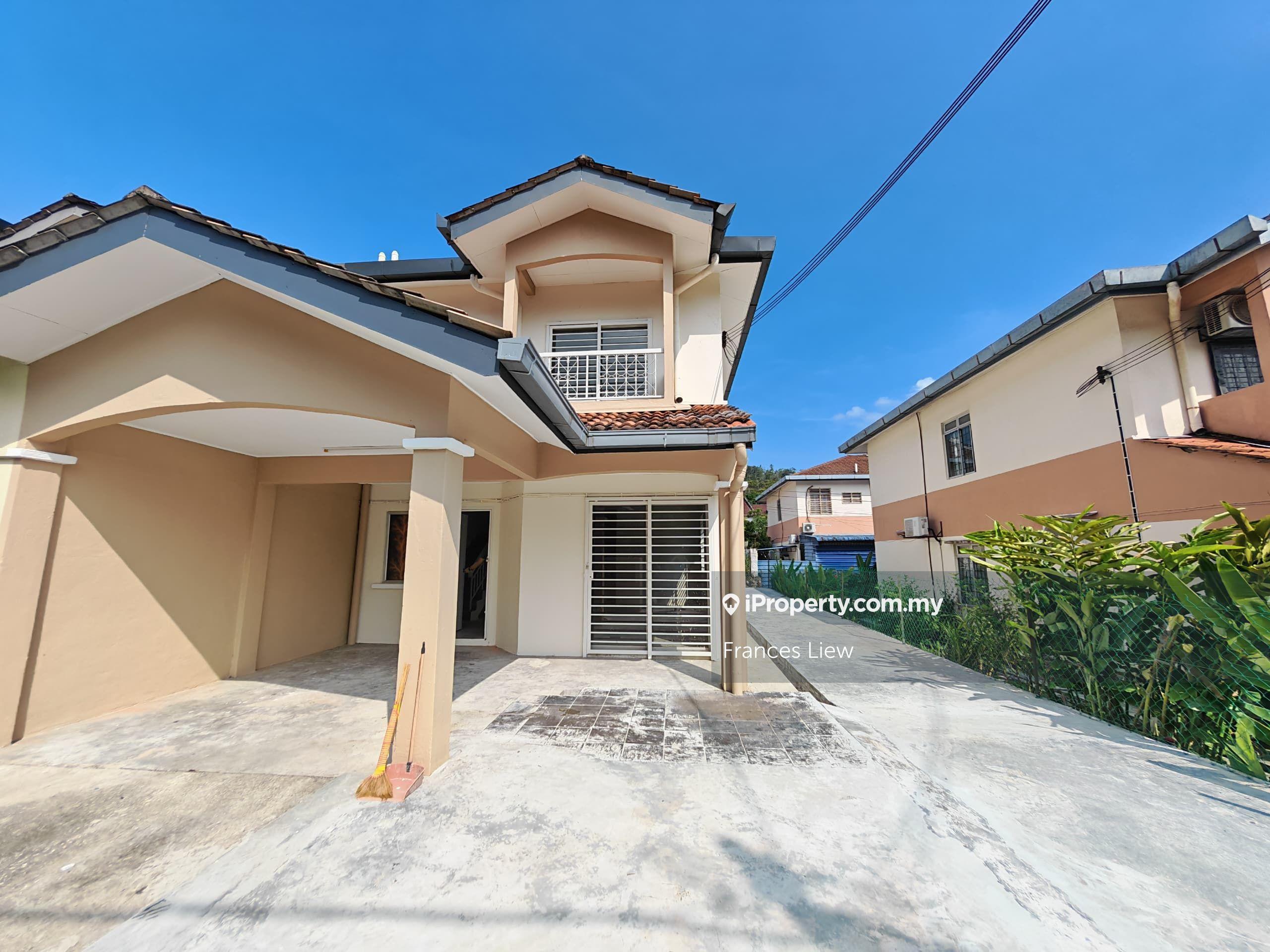 Puj 9 Double Sty House Near Pavilion Bukit Jalil,Seri Kembangan