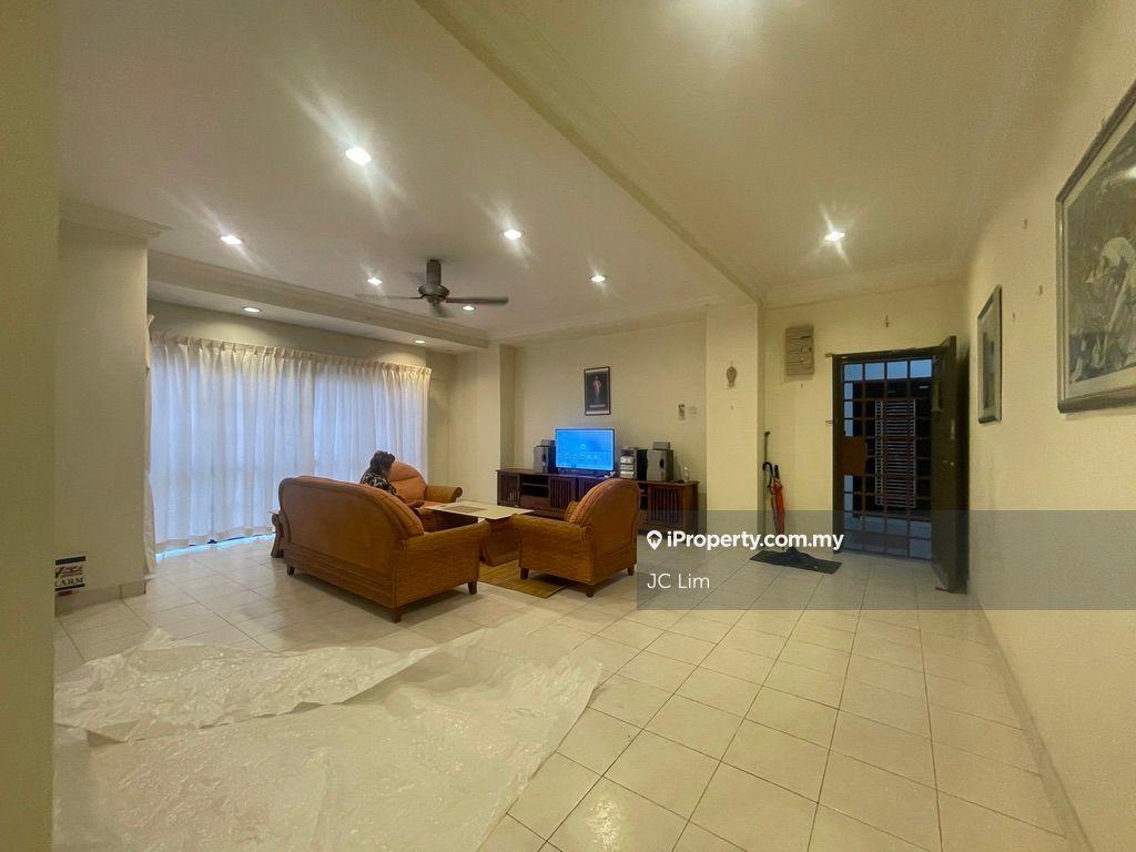 High floor, fully furnished, move in condition