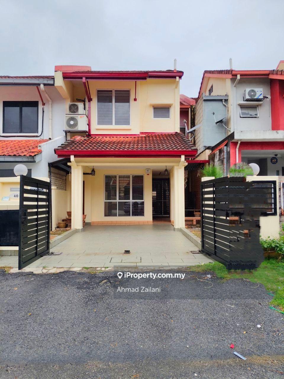 Nice 2 Storey Terrace Tmn Pinggiran USJ 1 Subang Jaya /Shah Alam