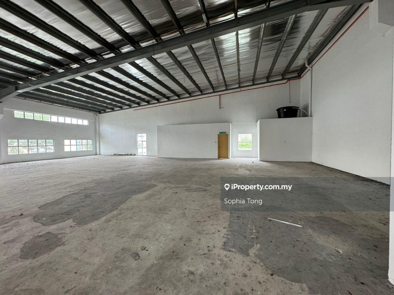 Semi d factory for Rent