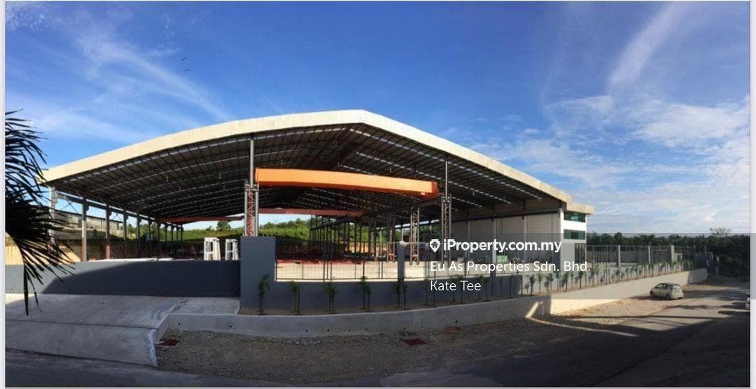 Detached factory for Sale