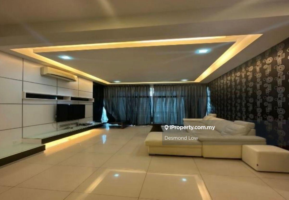 Rare in market, Renovated, Fully Furnished, 2 Carparks 