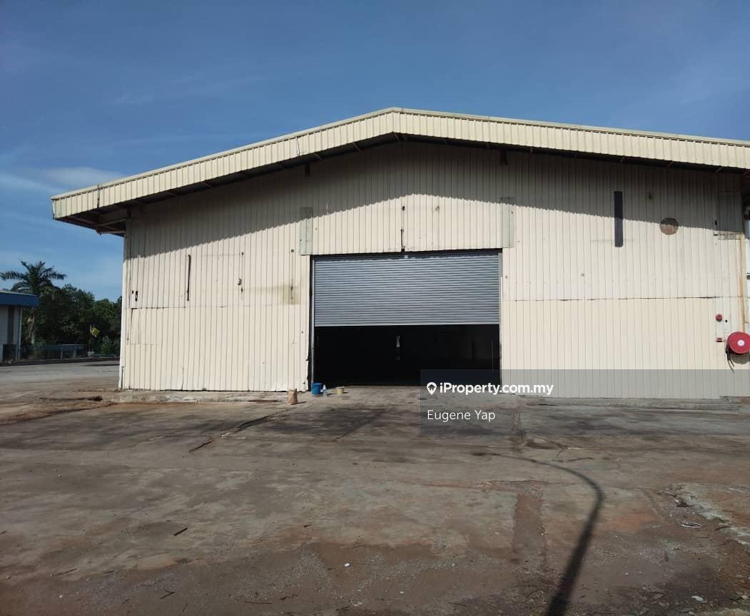 Single storey detached factory