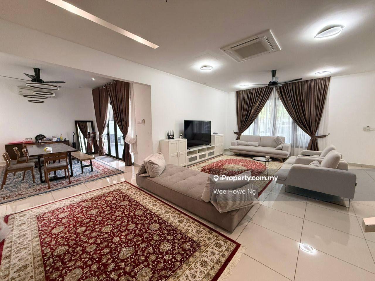Bukit impian residence @ Bukit impian Double storey corner