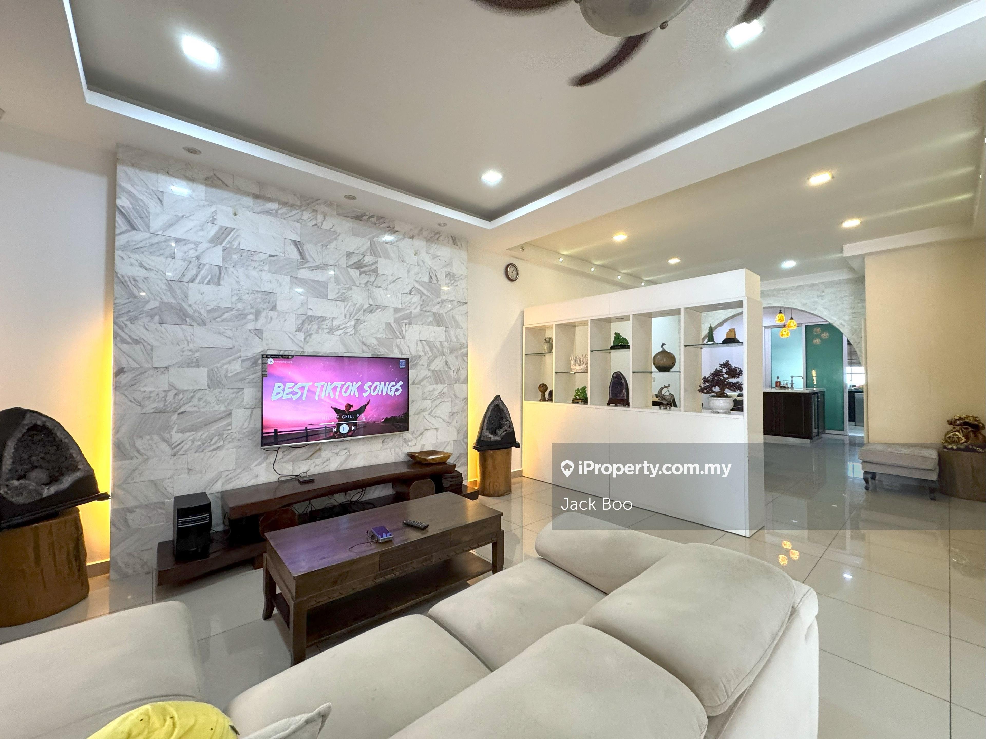 Terrace house for Sale