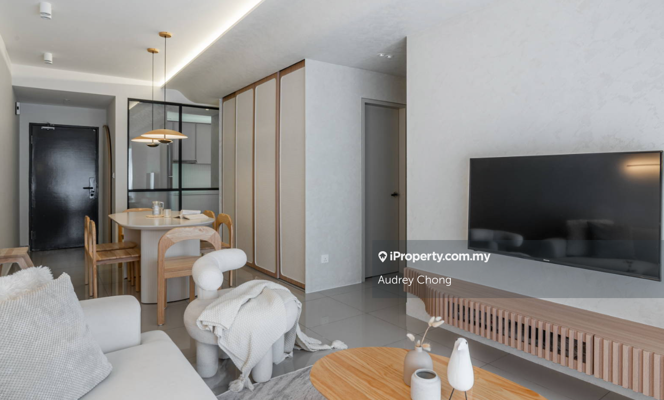 Strategic Location // Fully Furnished // Below Market Price