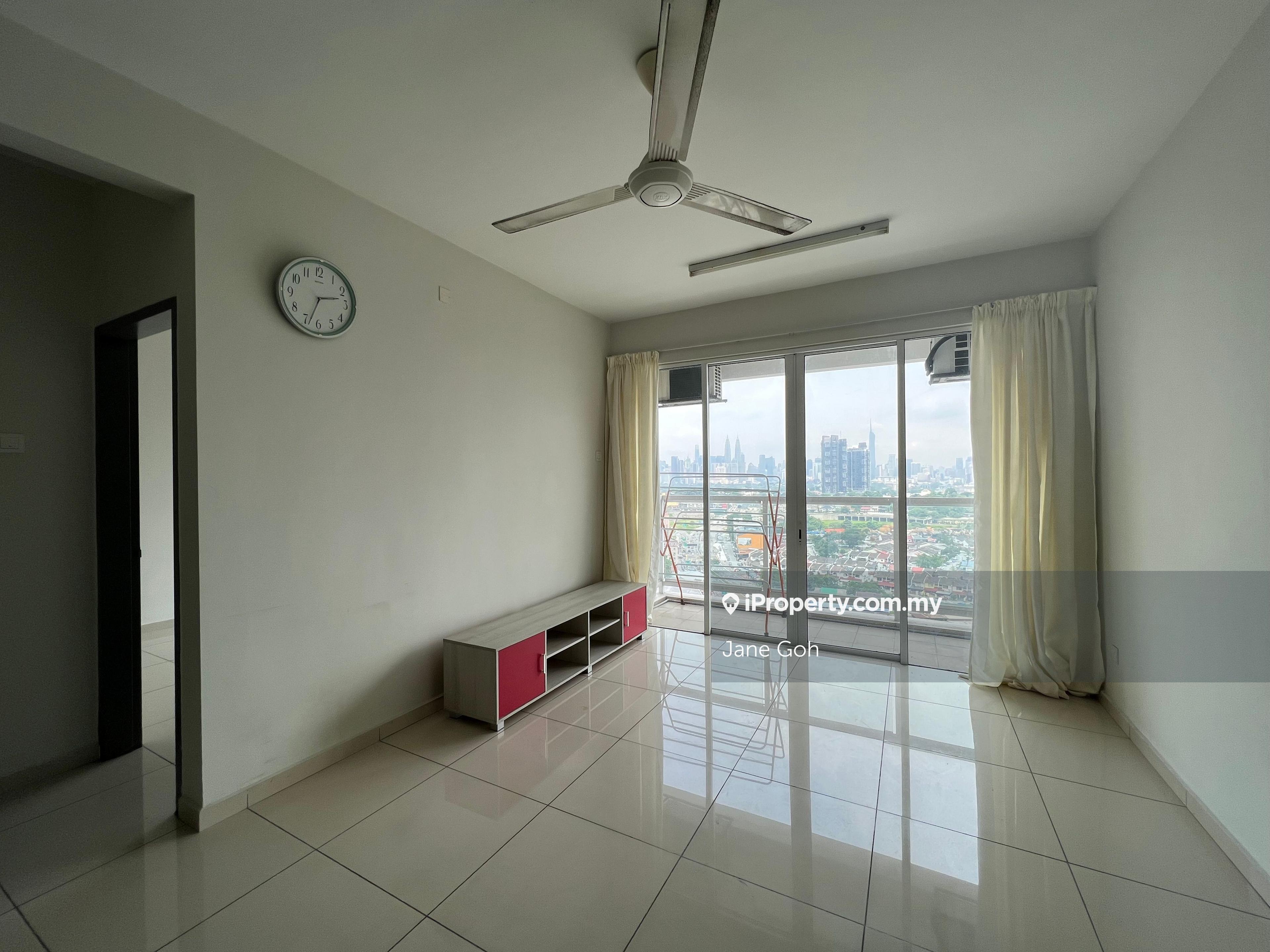Mhplatinum partial furnished with aircond