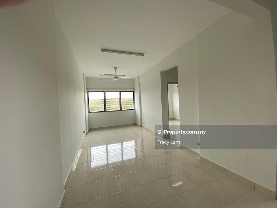 Suria Ixora Apartment Basic Unit & Affordable Rate, 3r2b for Rent Now