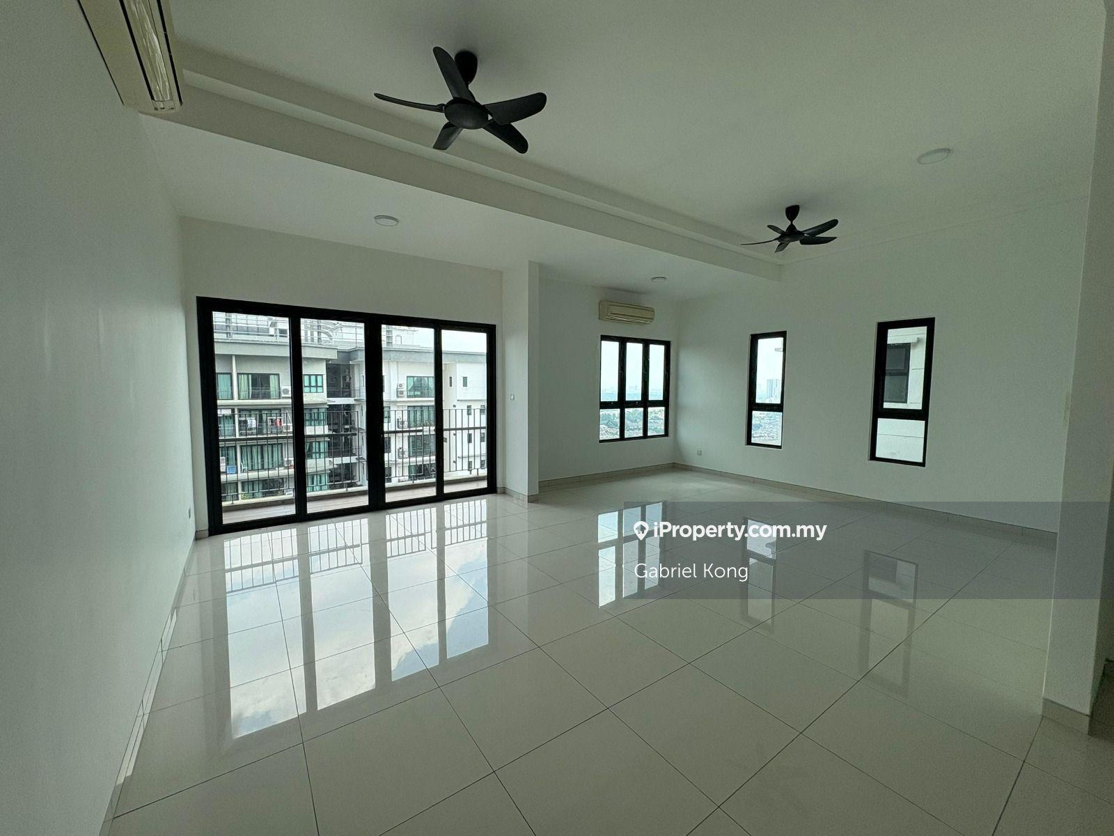 Epic Residence Penthouse Partially Furnished Bukit Puchong For Rent