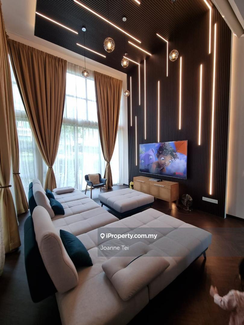 Schubert, Symphony Hill, Cyberjaya