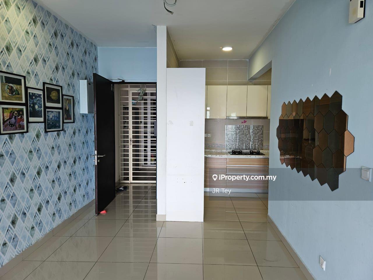 Limited 816sf 2 Rooms 2 Carparks V Residensi 2 Sek 22 Shah Alam