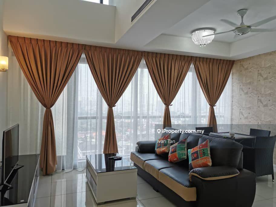Below market price Duplex unit for sale 1215sf nice view from balcony