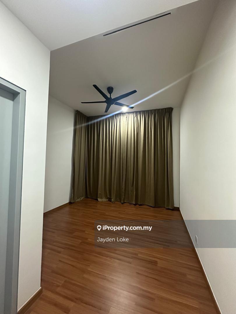 Ixora Residence 3 Bedrooms 2 Bathrooms partially furnished for rent
