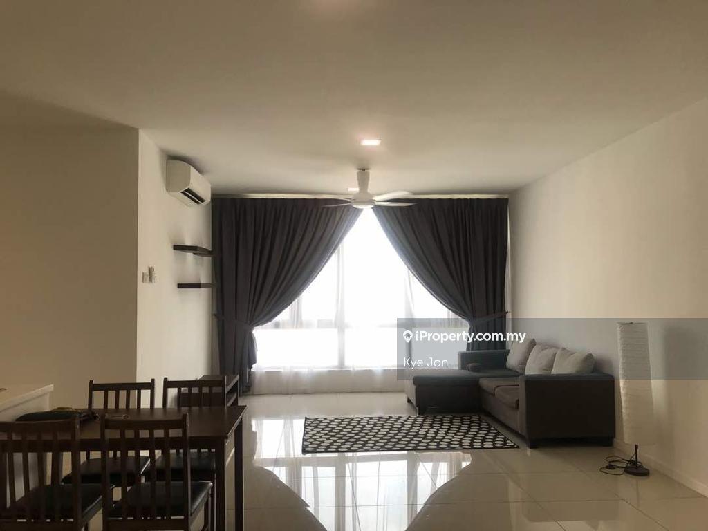 Fully furnished 3 rooms unit for sales