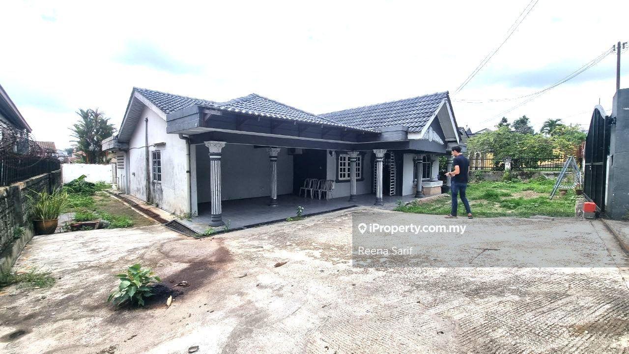 Bungalow Single Storey Ss1 Kampung Tunku Pj