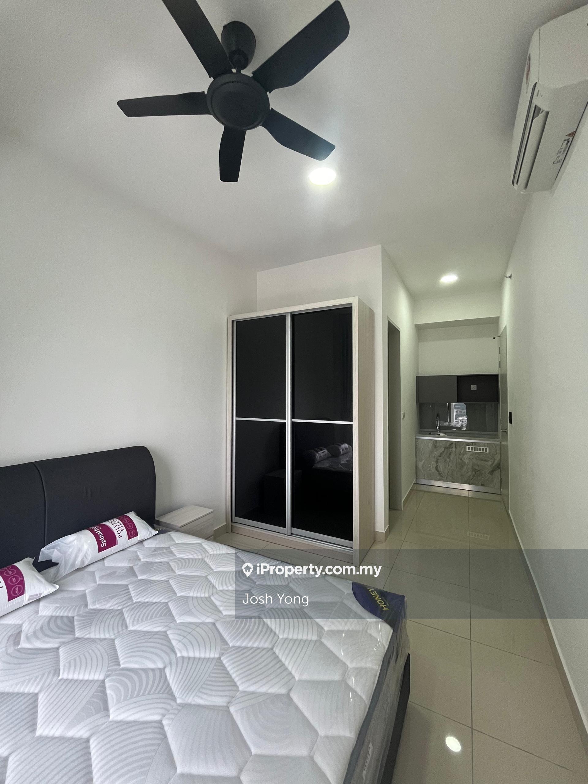 Good condition fully furnished unit