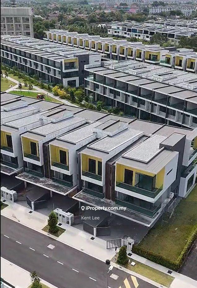 New Project 3sty 22x85 Puchong South for sale