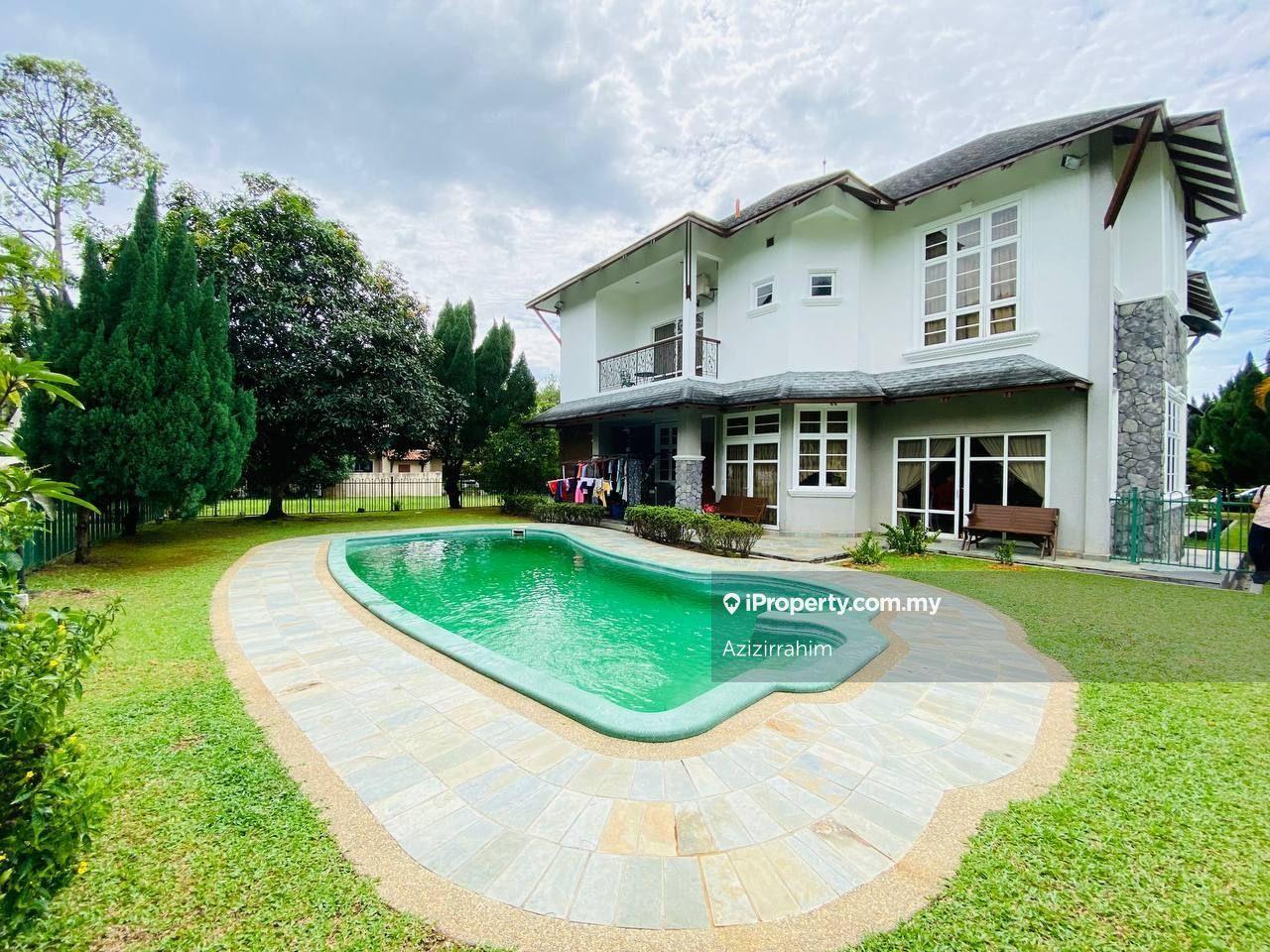 For Sale: 2 Storey Bungalow Perdana Lakeview Cyberjaya