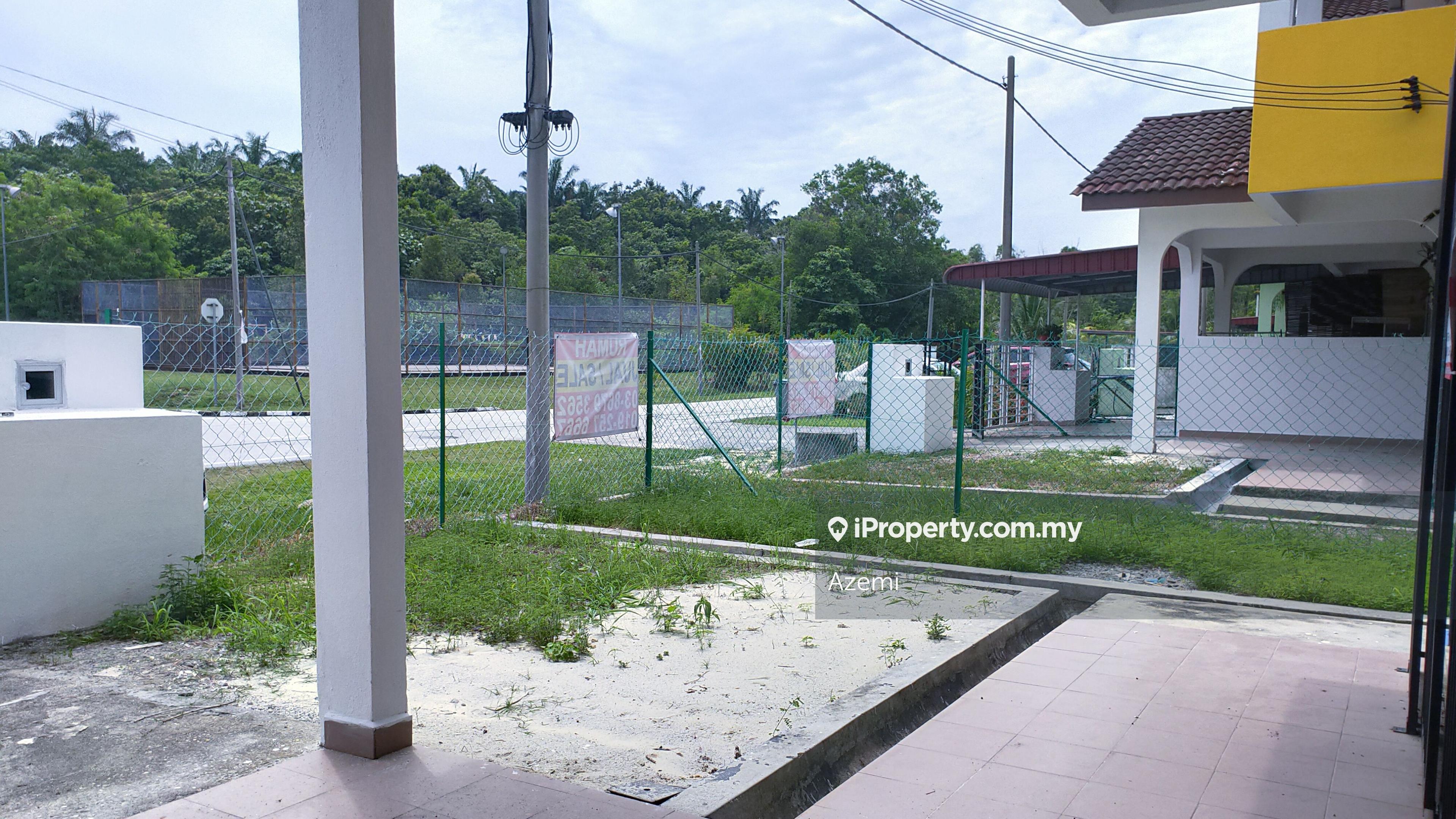 Newly Refurbished 2 Storey Terrace House Taman Greenview, Port Dickson
