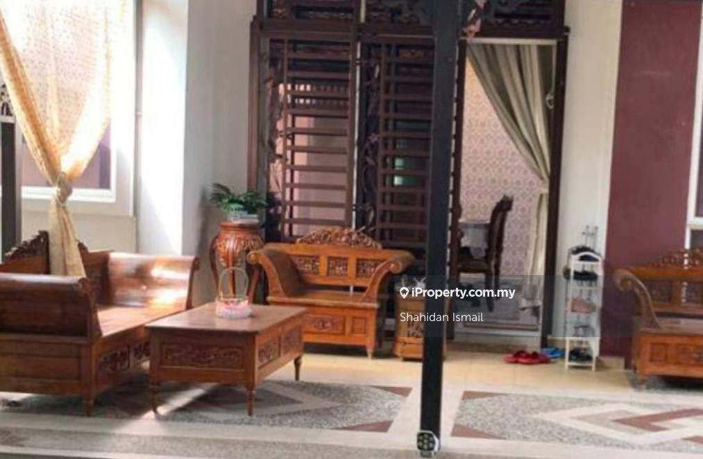 Luxurious 2-Storey Bungalow for Sale in Taman Senawang Perdana