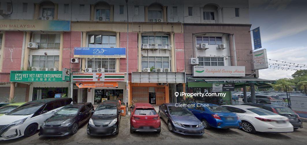 USJ 1 Office with Lift for Sale