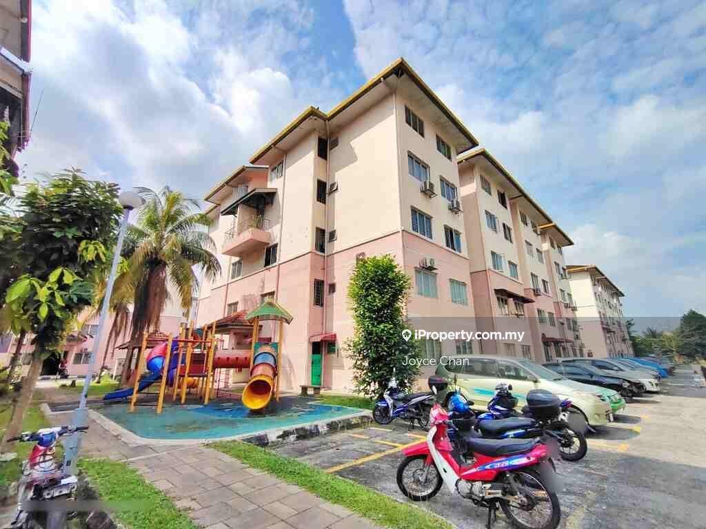 Freehold Mawar Apartment - Taman Putra Kajang, Kajang, Selangor