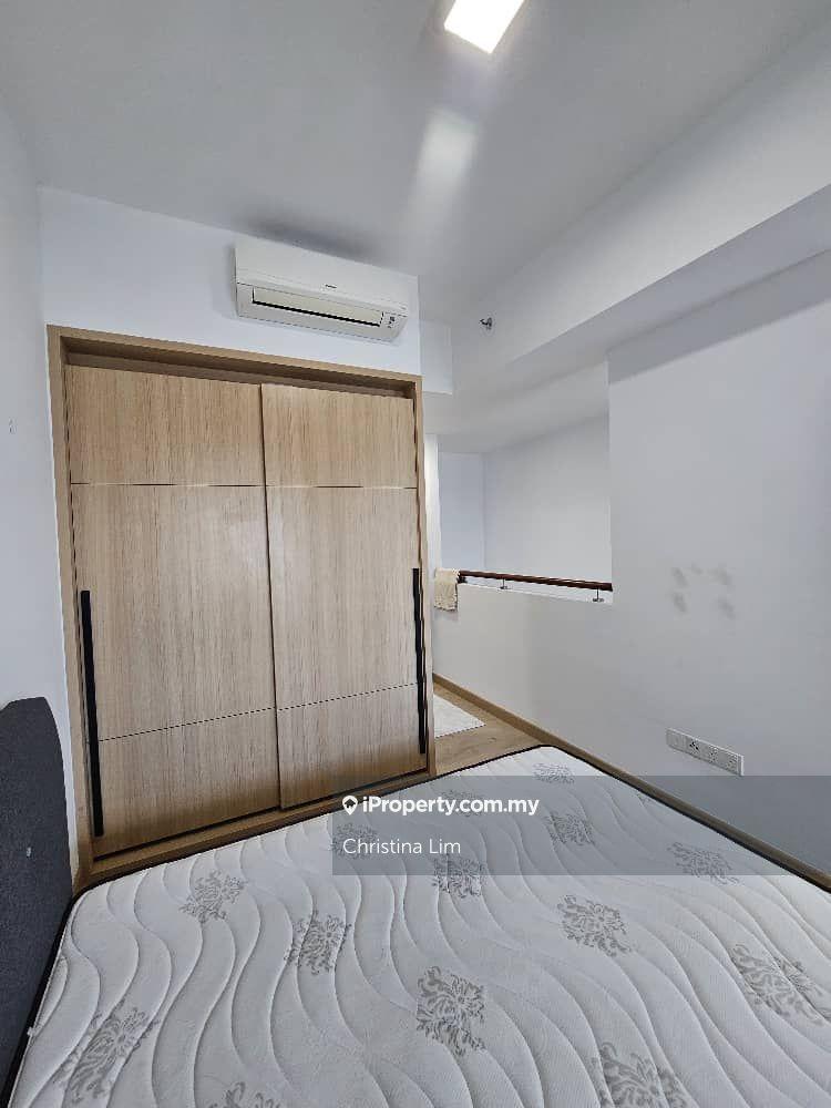 Studio unit for rent