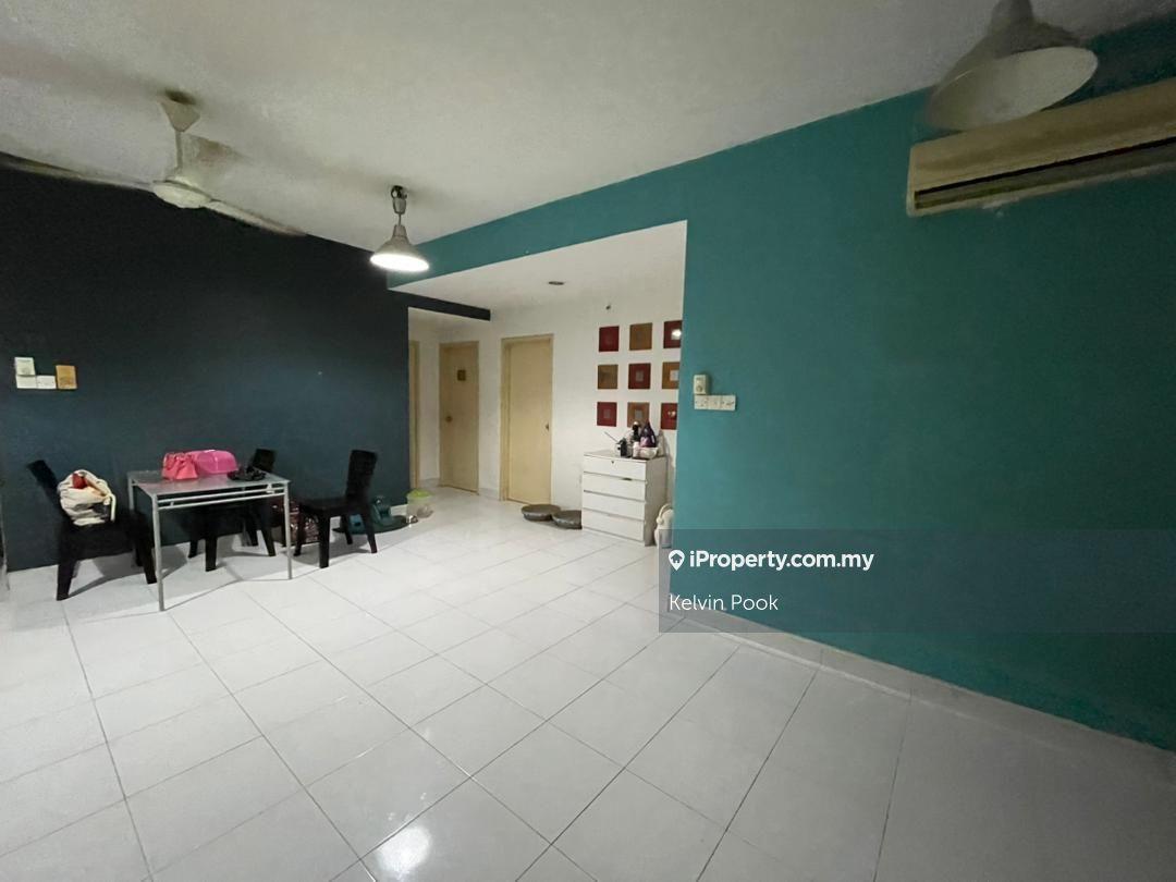 Ground Floor Cyberia Crescent 1 Corner Condo Big Balcony In Cyberjaya