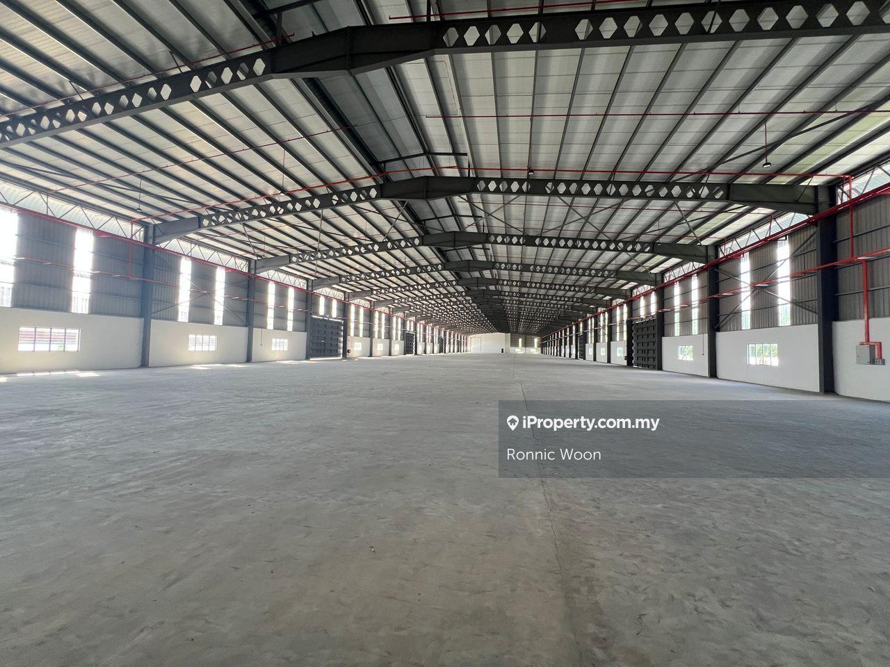 Brand New Corner Lot Detached Factory at Bukit Raja Klang For Rent