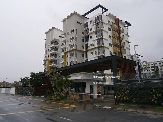 Freehold, Fully Furnished, With Clubhouse Facilities