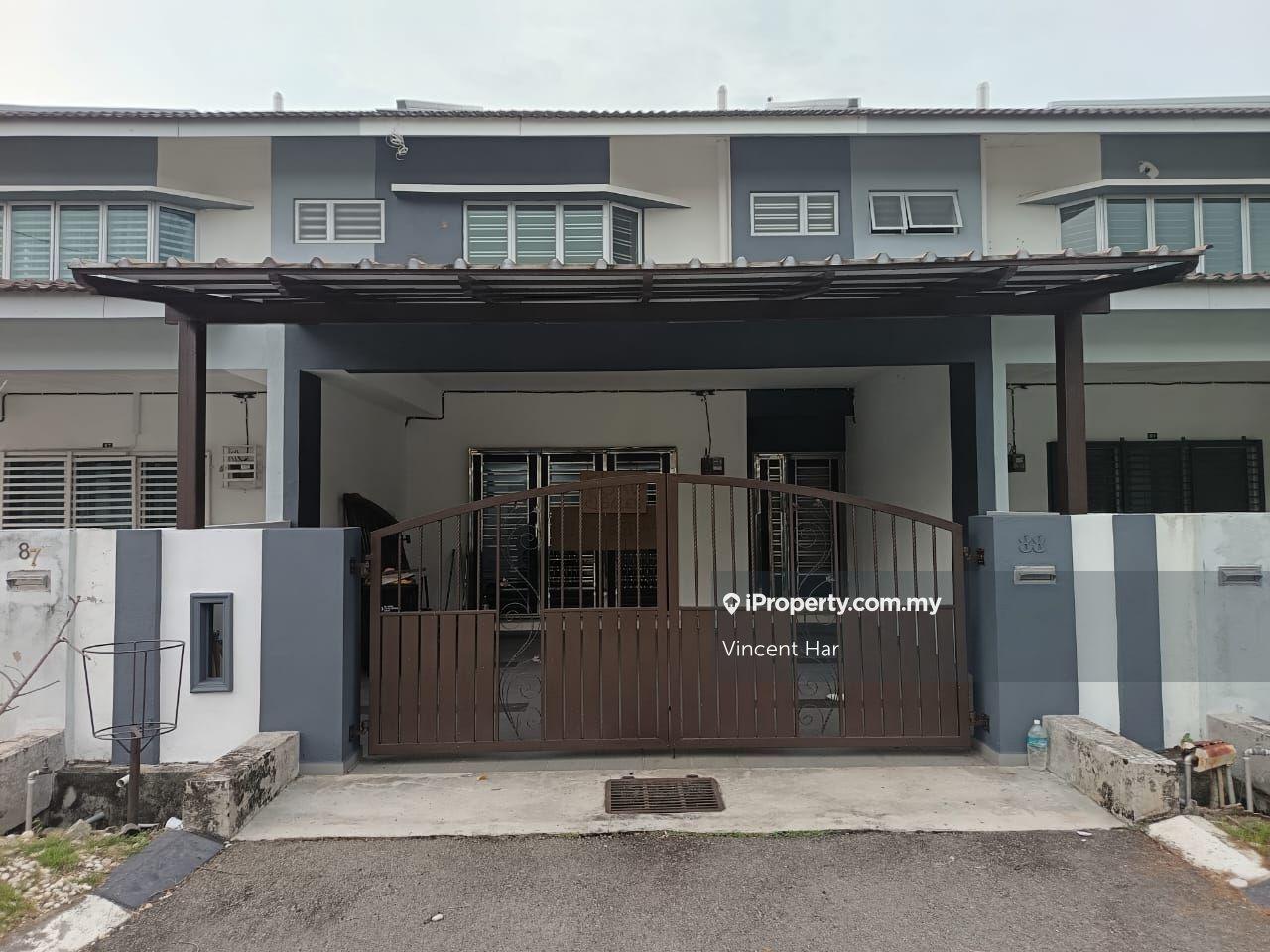 Freehold 2 Storey Beautiful House (20x65) Taman Mulia Sitiawan