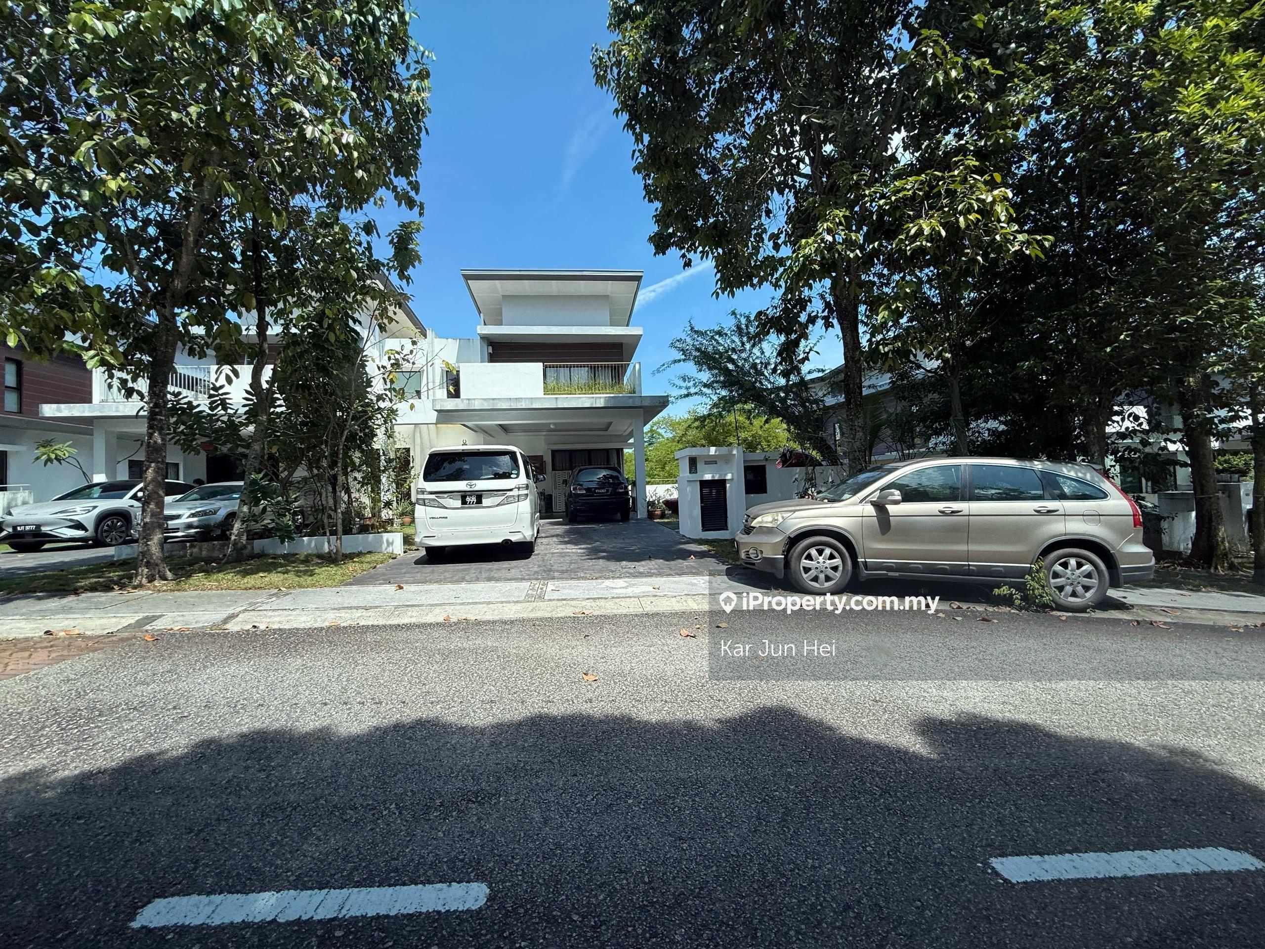 Cheap Nice 3 Storey Semi D at Jade Hills Kajang