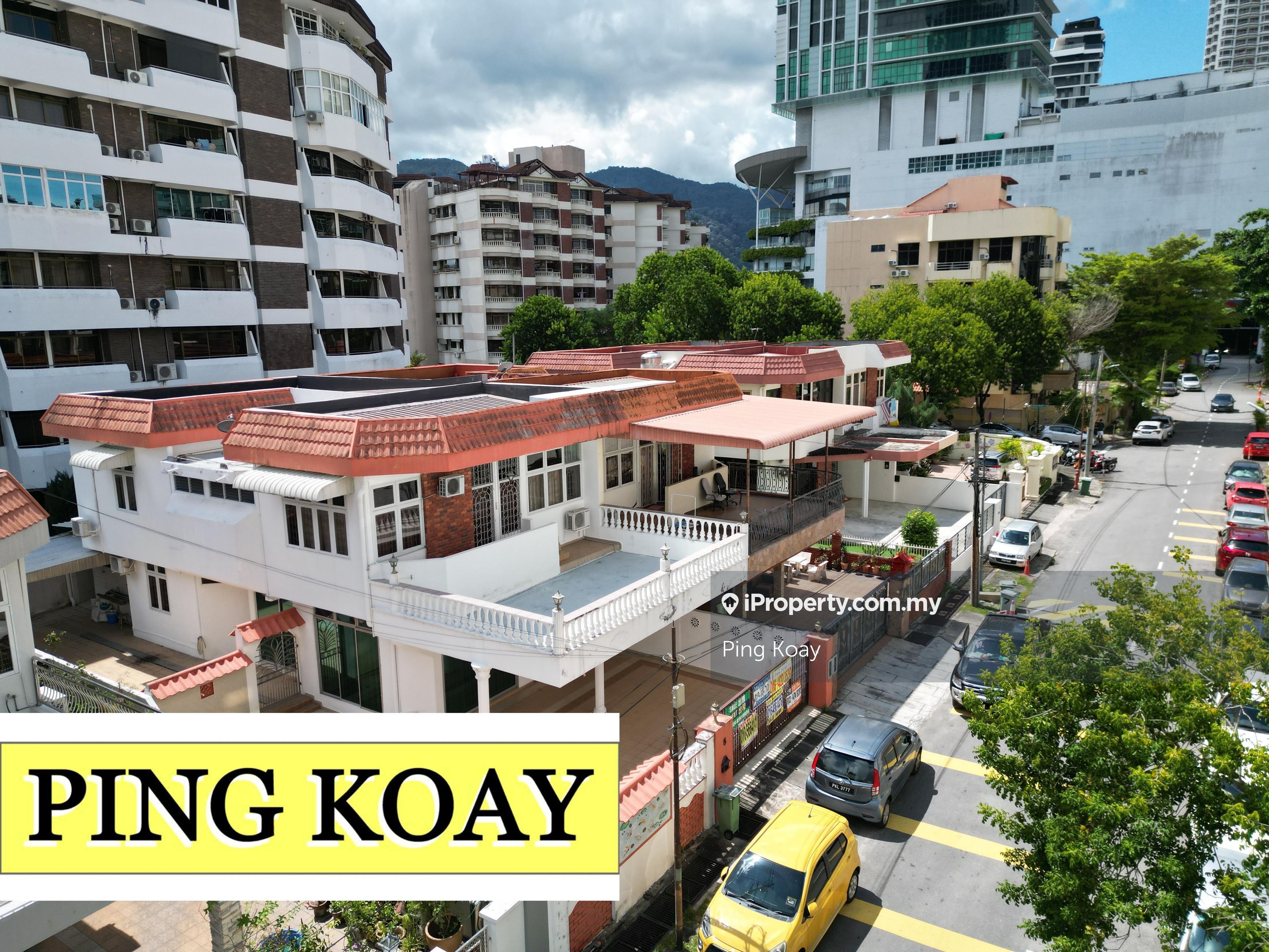 Walking Distance to Gurney Paragon