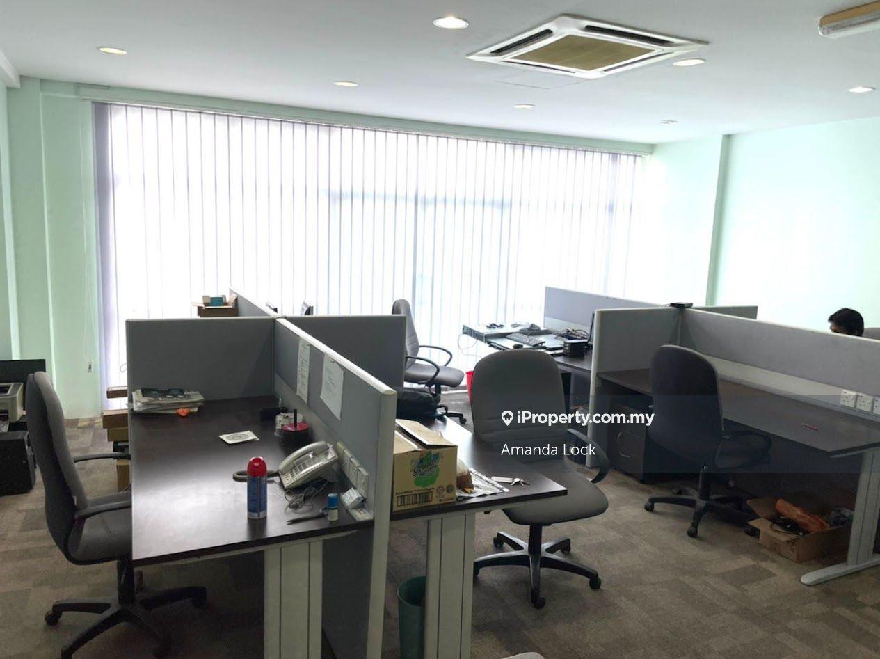 IOI Boulevard furnished office with tenancy for sales roi 6.4%