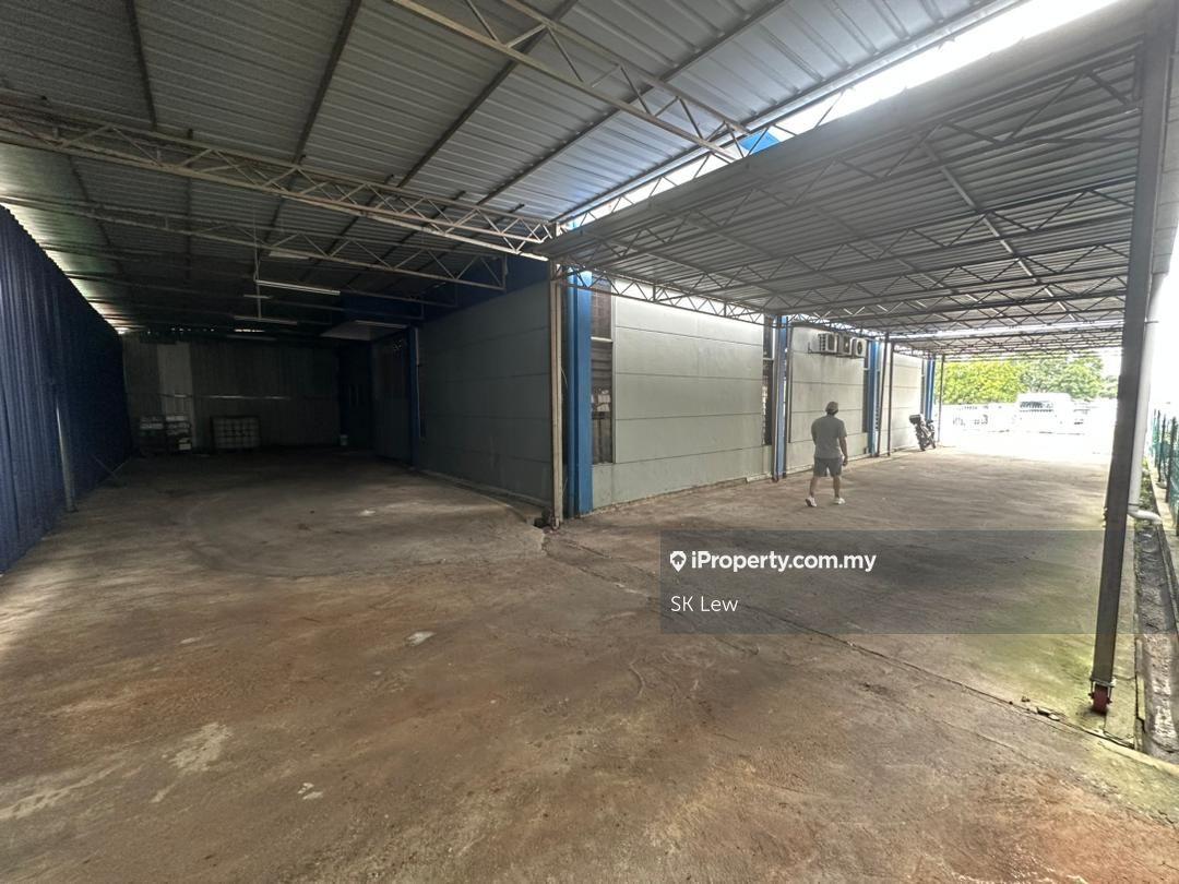 1.5 Storey Semi-D Factory for Rent @ Subang Jaya