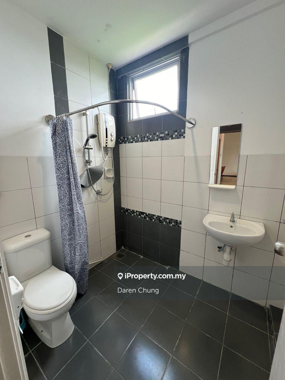 Skyvilla Condo 3 bedroom unit for rent