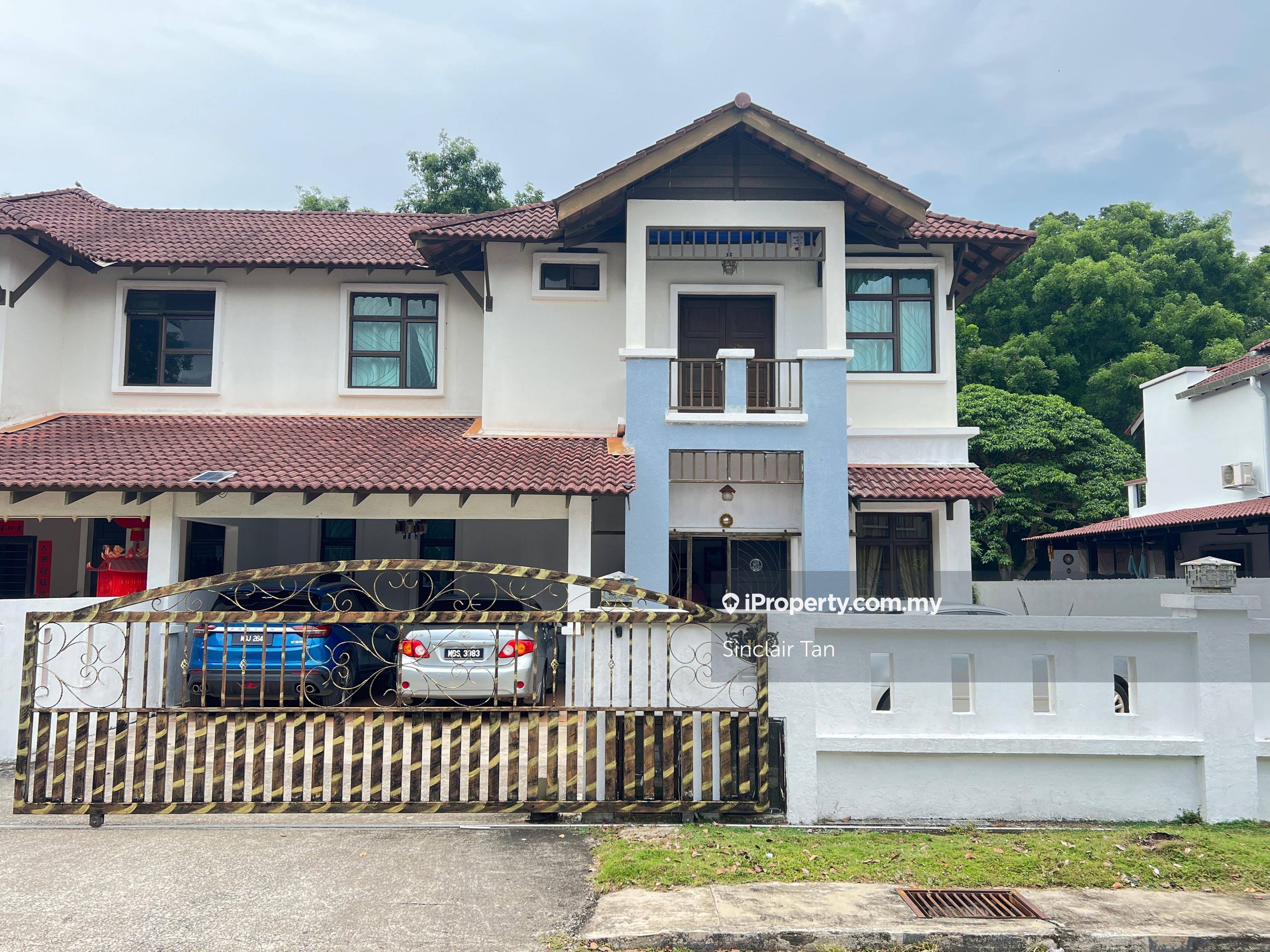 2 Story Semi D 5 Bedrooms Fully Furnish at Ayer keroh, Melaka