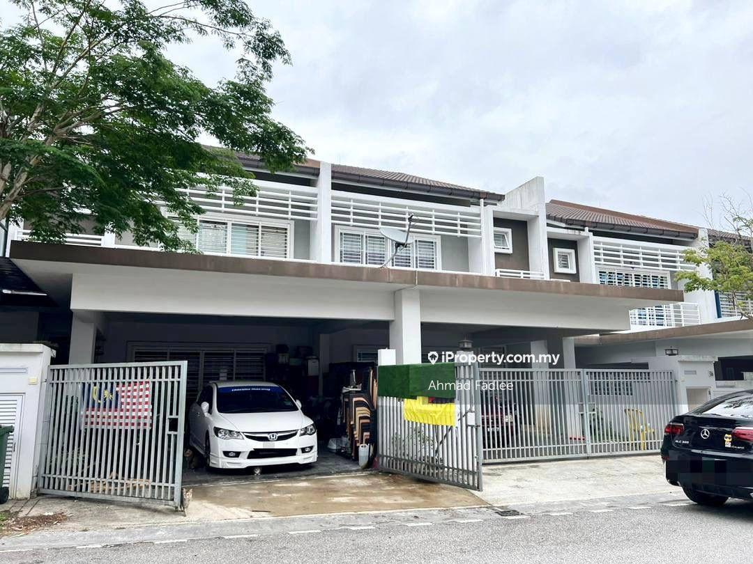 Good Condition 2 Storey Terrace Laman Azalea, Nilai Impian