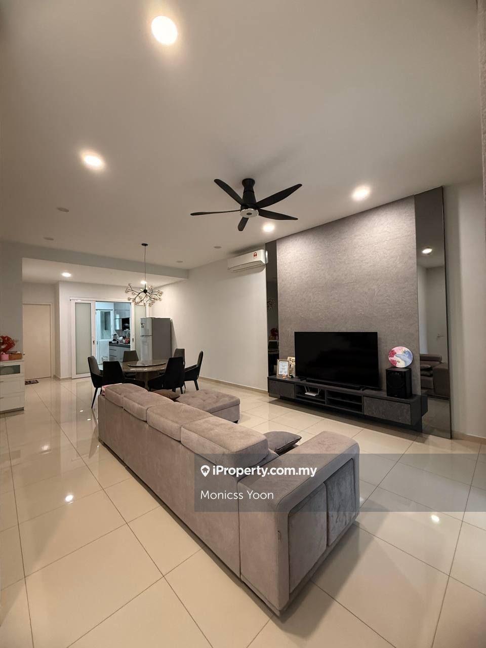 2 Storey Mellowond@Eco Majestic, Terrance House, Good Maintained
