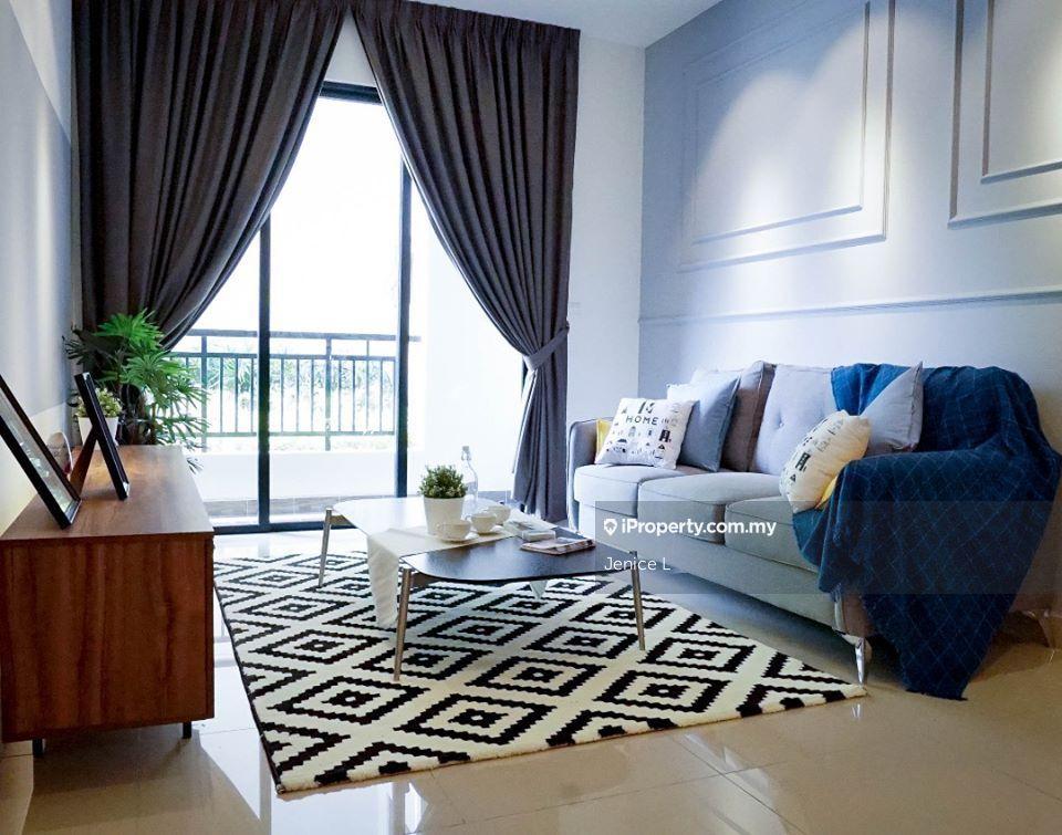 0 Downpayment ,Cash Back 30k walk to IOI City Mall & Shoplots