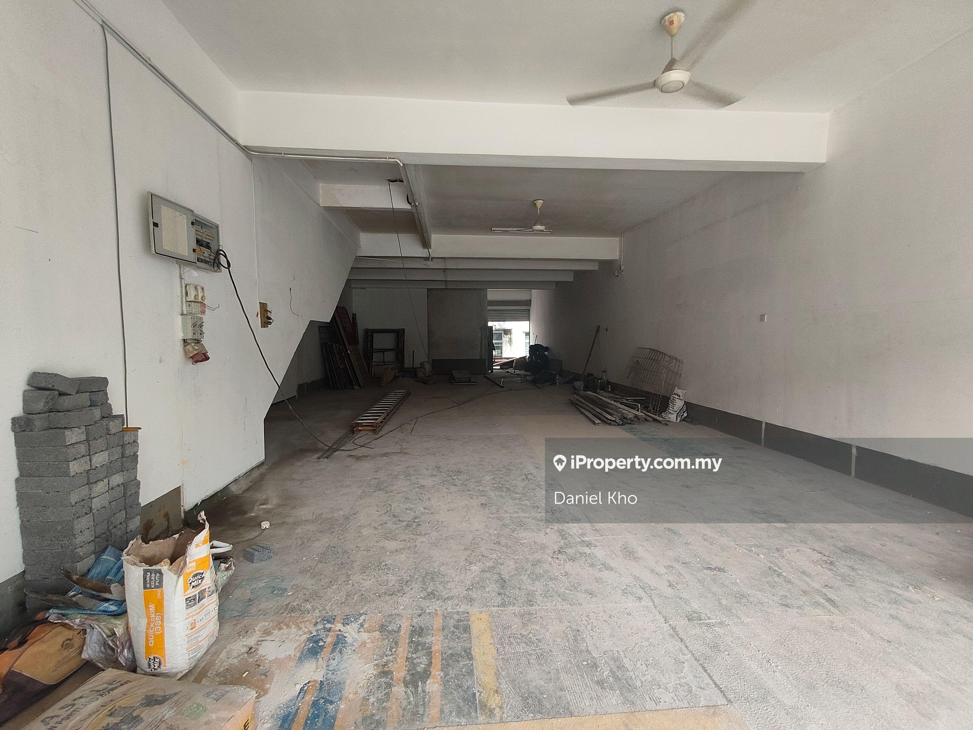 3 sty shop Putra Heights near by Taman Komuniti Putra Heights