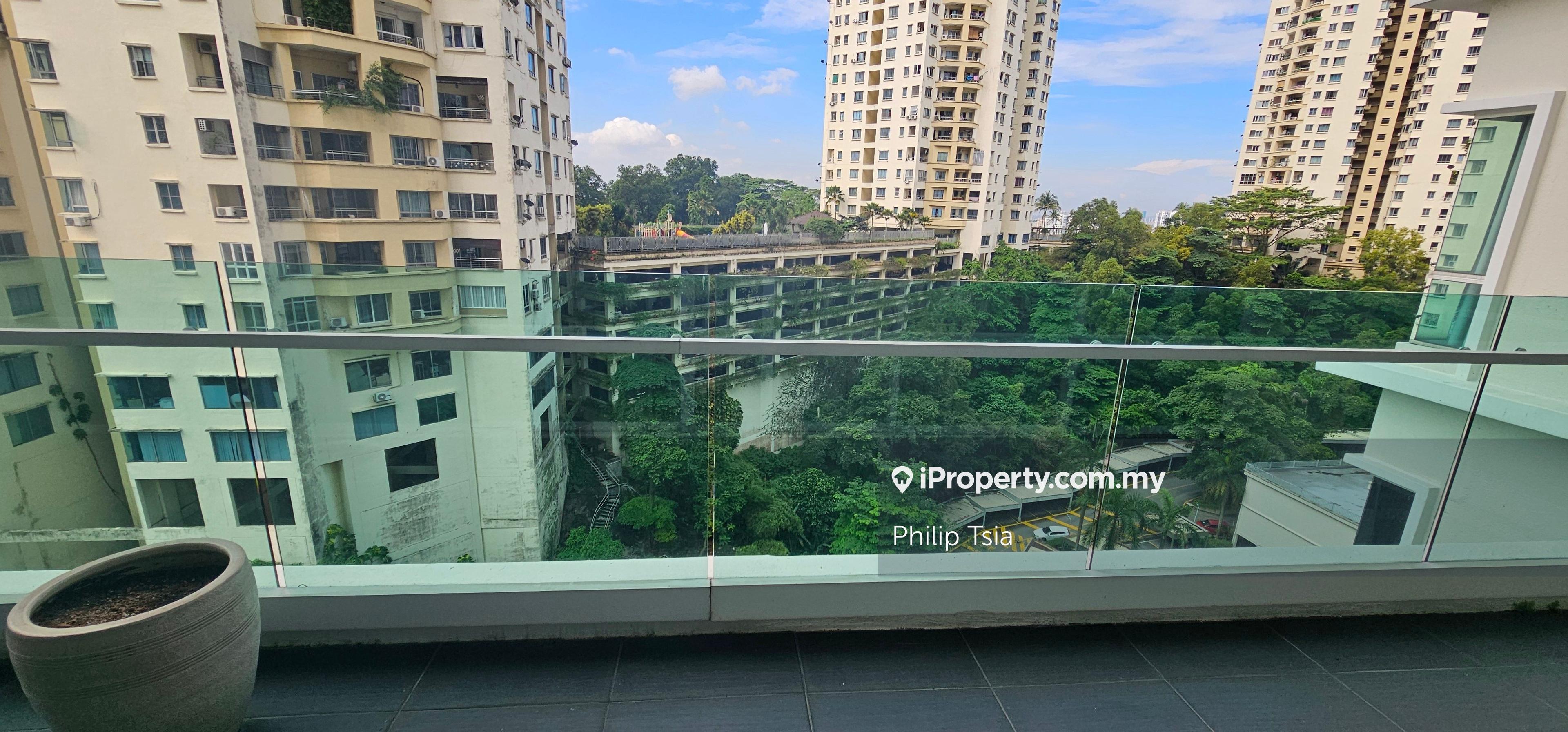 High Floor, amazing view of Gasing Hill