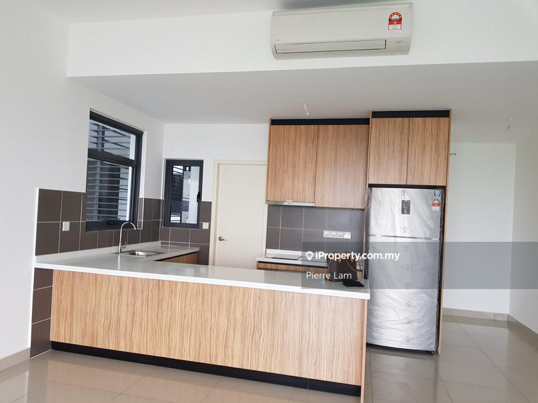 Lakevilla residence for sale