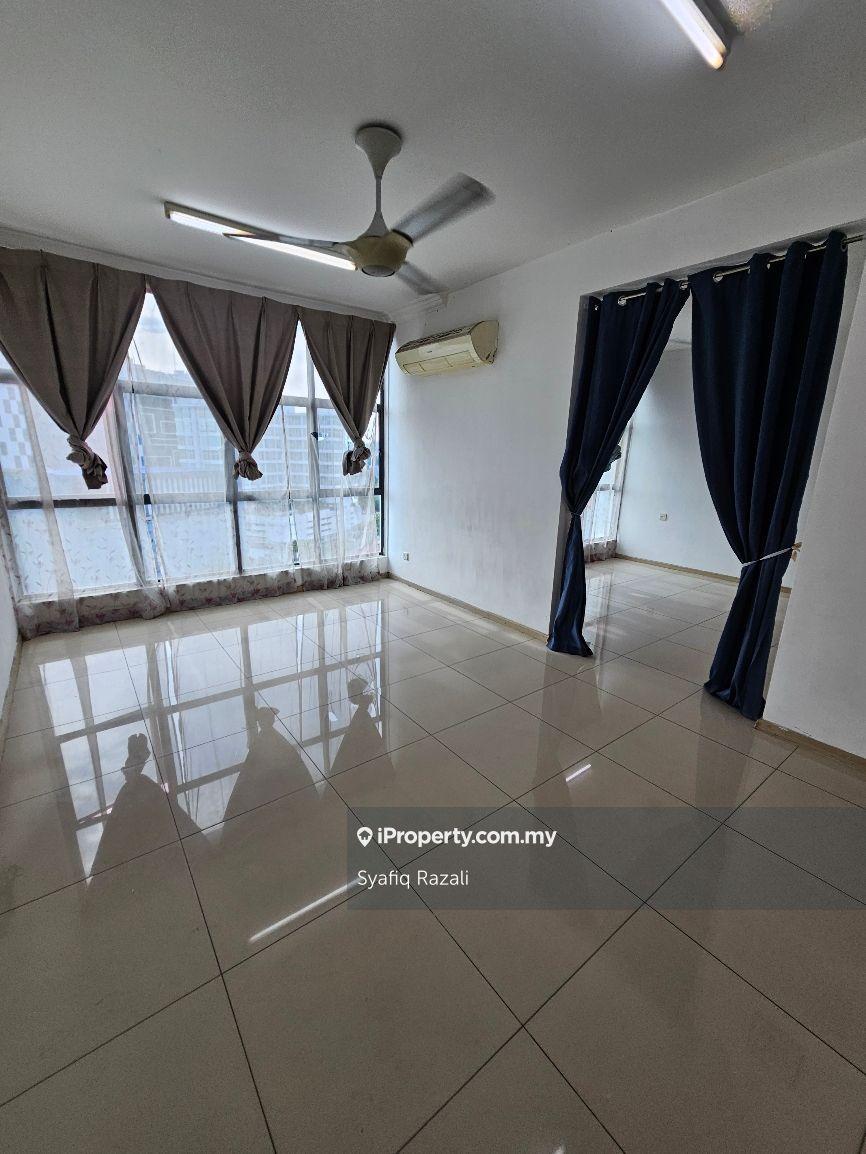 Vista Alam Soho Unit Attach Office Unit