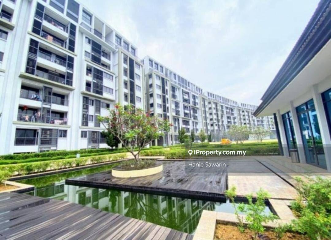 Radia Residence block F with 3 parking & facing pool!!