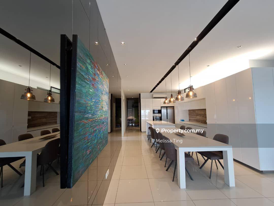 ID Design, Nice Renovated, brand new unit, Near LRT, brand new 