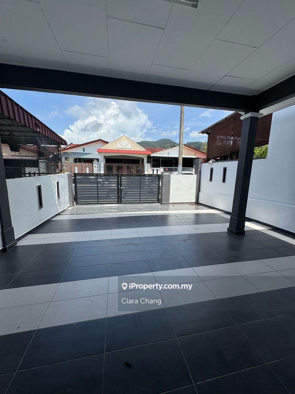 Jalan Seri Impian 3/x @ Kluang Single Storey Terrace House for Sale