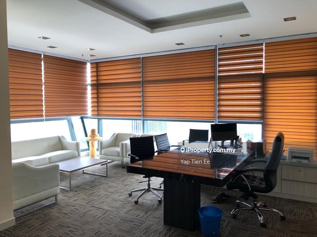 3 Towers office unit, Large office unit