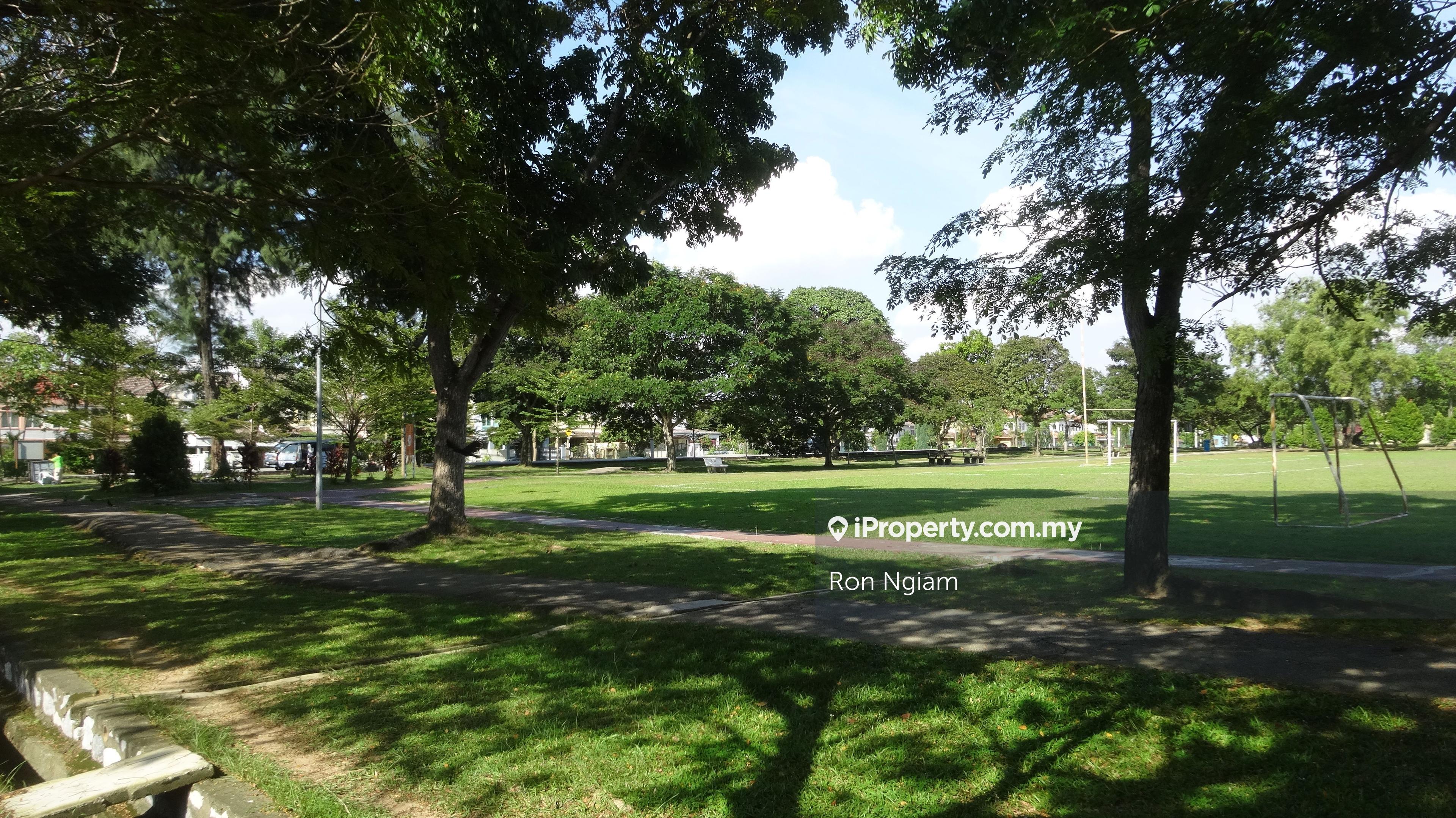 Facing USJ 11/7 park! 2-storey house, Rare gem! Exclusive area!
